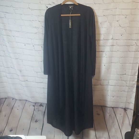 💜Essentials by Milano - Picture 1 of 5